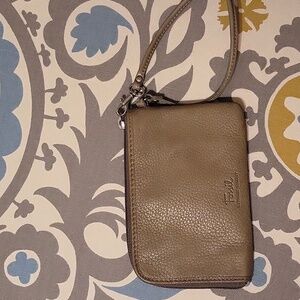 FOSSIL leather wristlet wallet